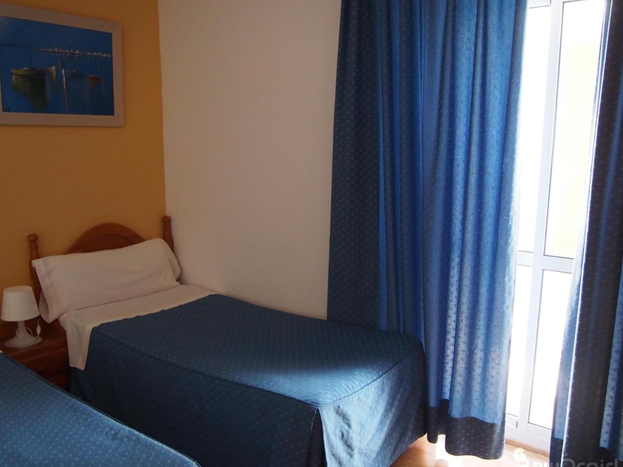 Hostal Fantoni Cadiz Exterior photo