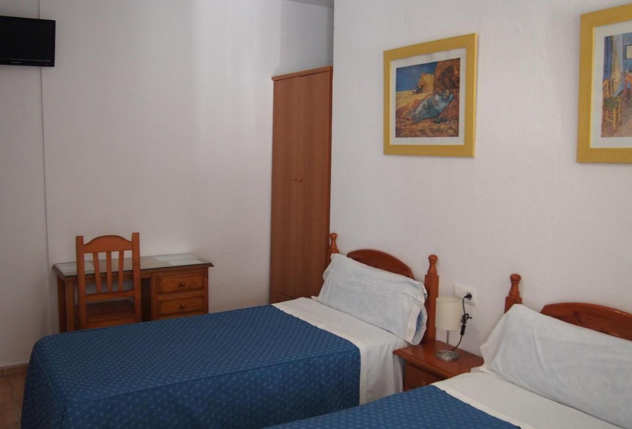 Hostal Fantoni Cadiz Exterior photo